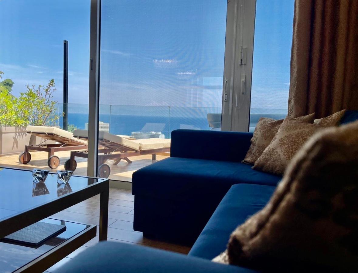 익시아 Flyviewflatsgold Privatehottub With Seaview 아파트 외부 사진