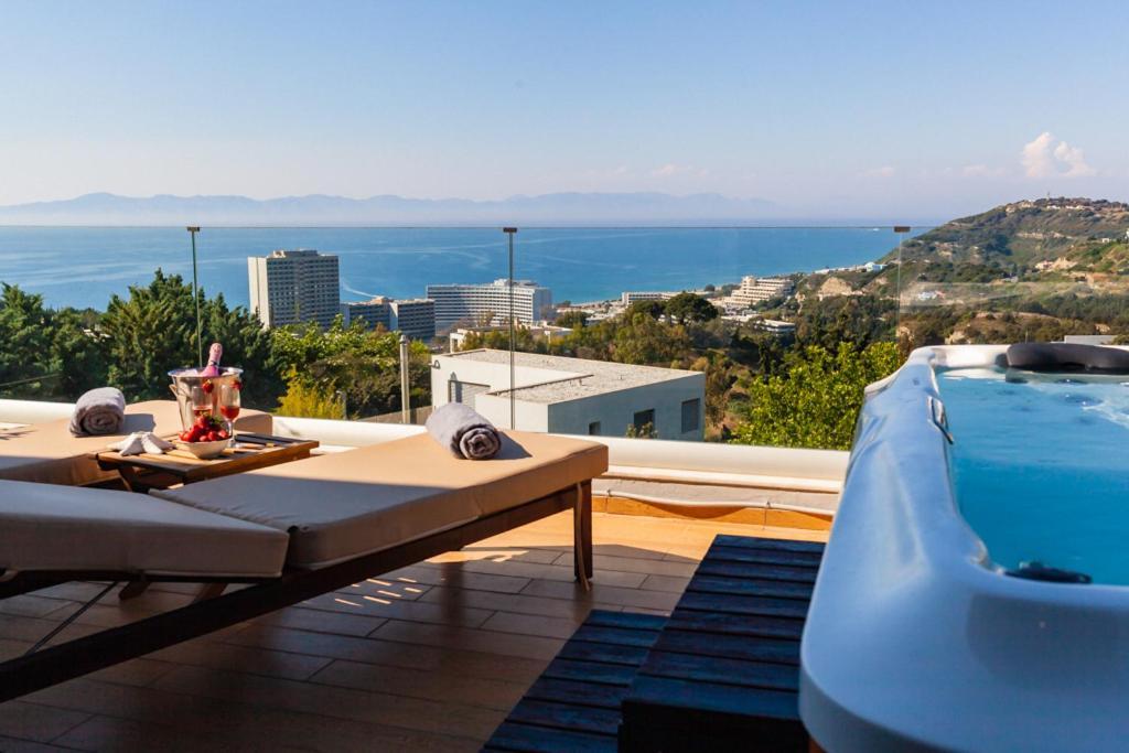 익시아 Flyviewflatsgold Privatehottub With Seaview 아파트 외부 사진