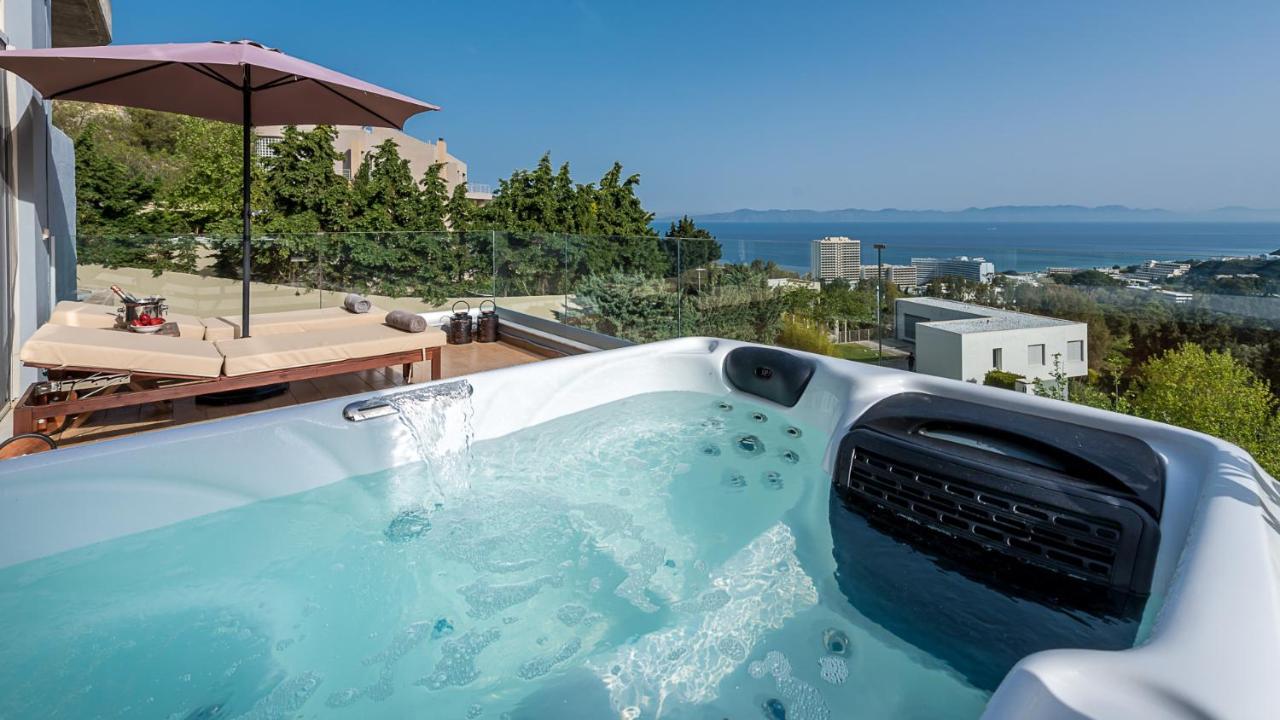 익시아 Flyviewflatsgold Privatehottub With Seaview 아파트 외부 사진
